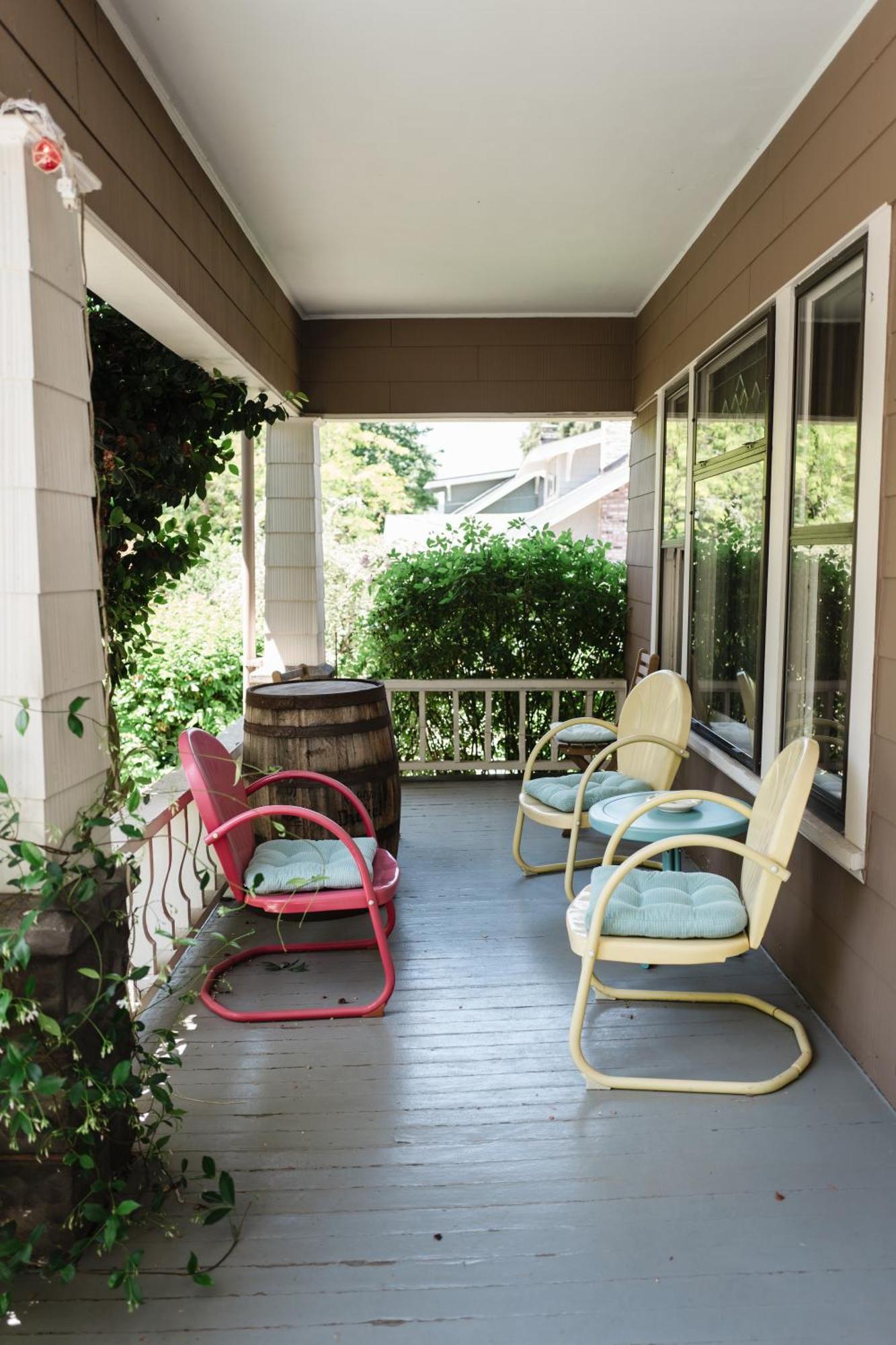 Southeast Comfy & Eclectic Craftsman Ferienhaus *